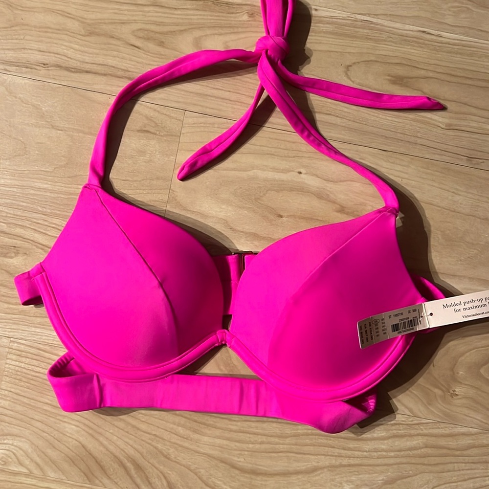 Brand new Victorias Secret bathing suit top